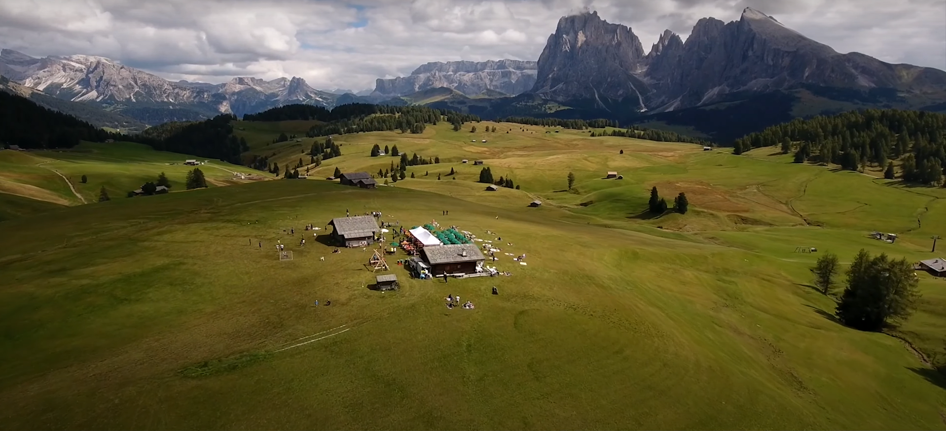 Cavallino Bianco Life